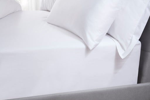 The Linen Consultancy 100% Cotton 200 Thread Count Sateen Fitted Sheet